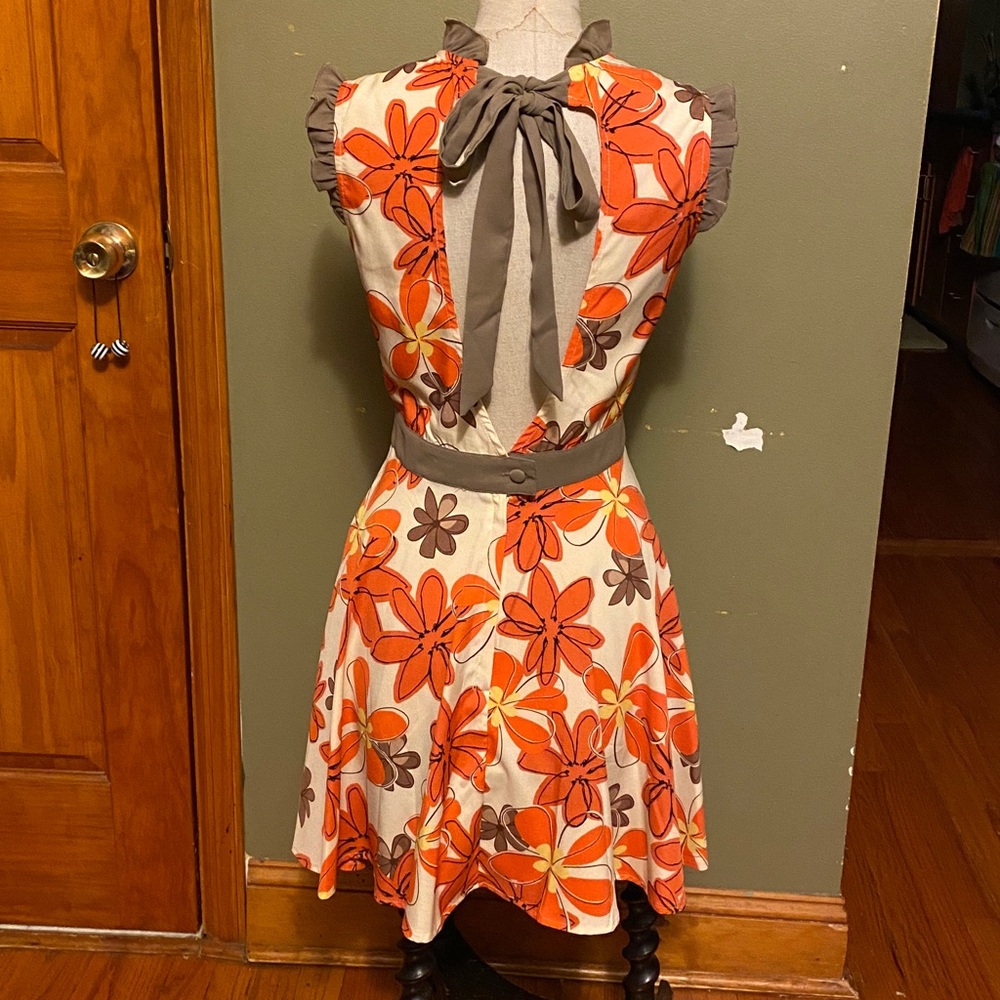 Ruffled Floral Open Back Dress - Picture 4 of 13